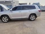 A picture of arrived 2009 highlander Distres