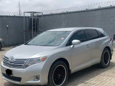 A picture of Reg. Toyota venza 4plugs