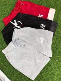 A picture of Sweater pants shorts