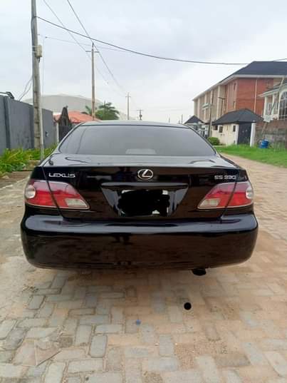 A picture of Lexus Es330 2004