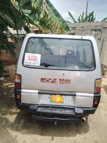 A picture of Mitsubishi L300