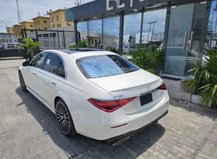 A picture of Mercedes Benz S580 2022 white