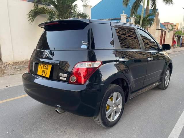 A picture of CAR TOYOTA IST