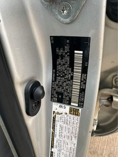 A picture of Barely Driven And Toks Standard 2006model Toyota Highlander Pure 1st