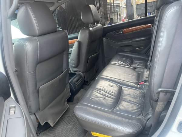A picture of 2005 Lexus GX470 Toks standard Nothing to fix It s