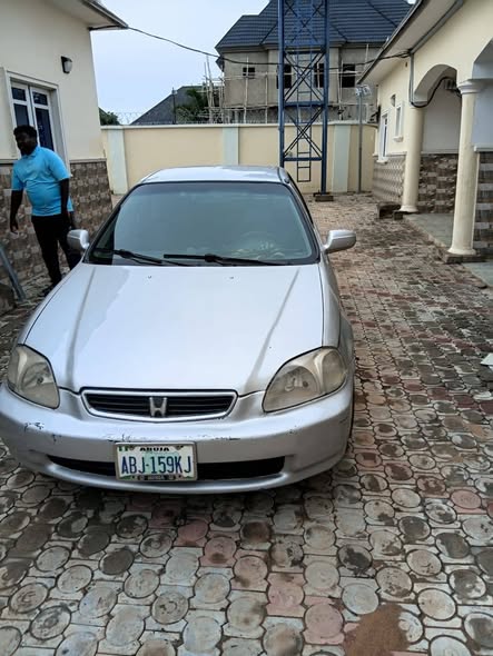 A picture of Clean first body honda civic with everything working perfectly well