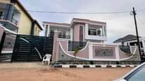 A picture of Izu irikugurishwa iherereye kibagabaga kadi irikumuhada