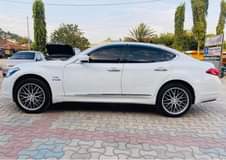 A picture of Nissan infinity