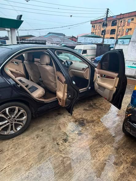 A picture of Mercedes C 300 4matic