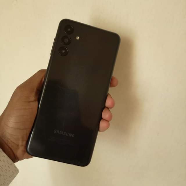 A picture of SAMSUNG A04S