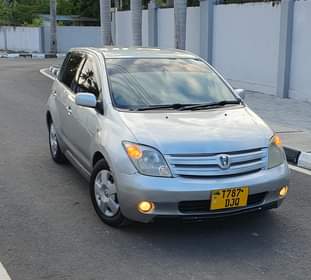 A picture of TOYOTA IST