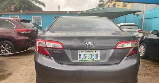 A picture of 2014 camry Untouched engine Buy and enjoy Belgium standard 5