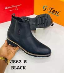 A picture of BRAND NEW MEN SHOES