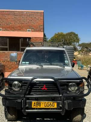 used mitsubishi pajero