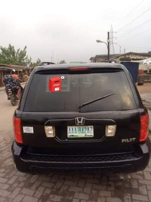 A picture of Honda pilot 2004 mile2