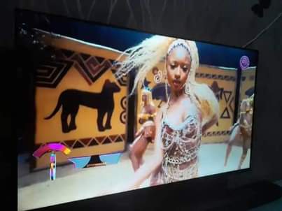 A picture of Quick Tv43 Hisense and L sofar in good condition