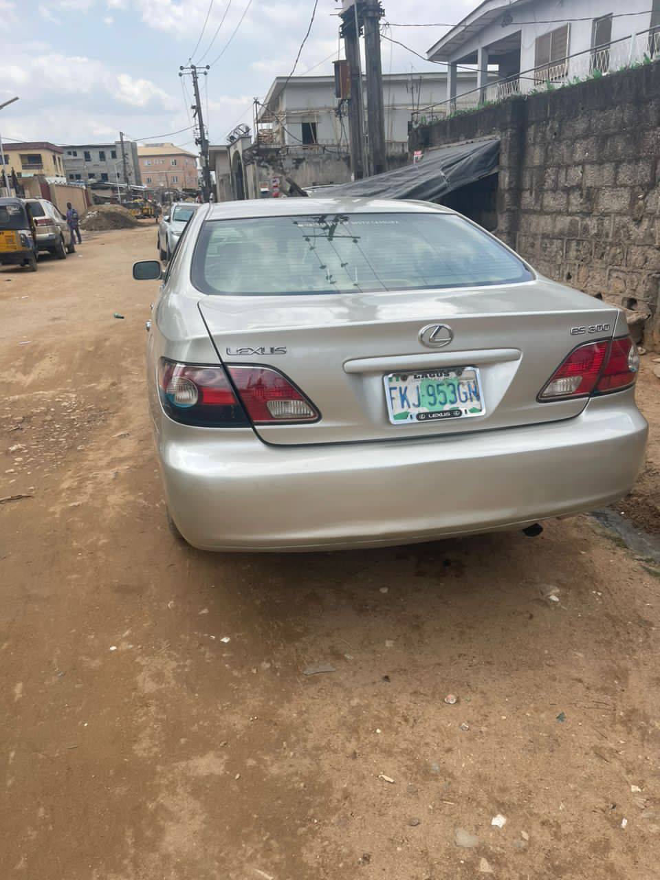 A picture of Car