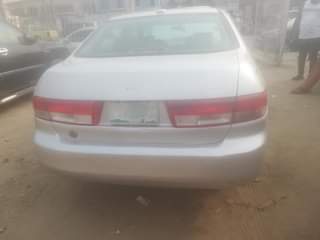 A picture of Honda Accord 03