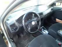 A picture of JETTA 04