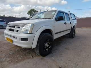 classifieds/cars isuzu