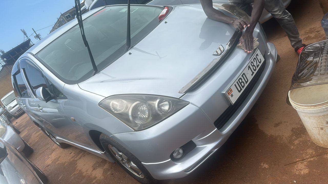A picture of Toyota wish