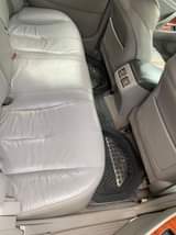 A picture of 010 Toyota Camry XLE
