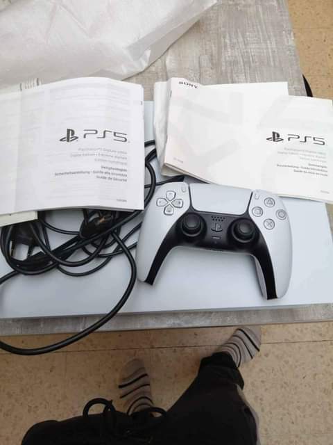 A picture of PS 5 DIGITAL