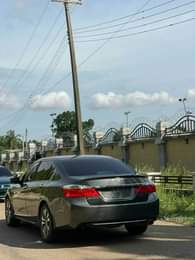 A picture of EXTREMELY CLEAN used HONDA ACCORD 2013 14 going for 9