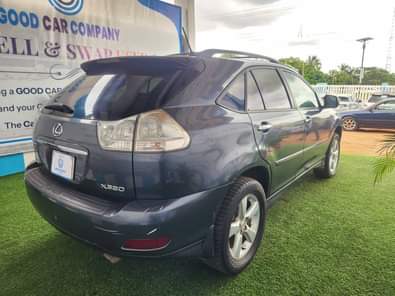 A picture of Extremely Clean Lexus Rx330 available for sale at Ilorin Kwara