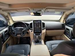 A picture of Toyota Land Cruiser 2015 Fully Kitted to 2020 Model At