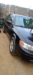A picture of 2001 Toyota Camry