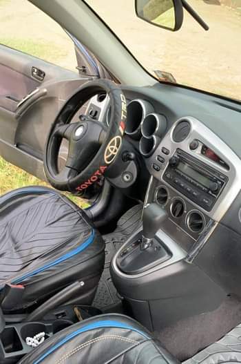 A picture of Toyota matrix
