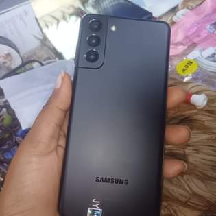 samsung s21