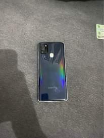 A picture of Samsung A21s haina changamoto yeyote kwa alie sereous naiuza 165000