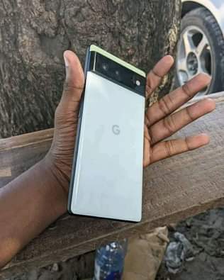 A picture of Goglepixel 6pro ram 8 gb 128 ram 8