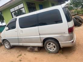 A picture of Hii gar Inauzwa Bei 2 5M Imeua engine ilikua 3rz