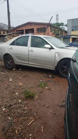 A picture of Hurry hurry hurry Toyota Camry big daddy engine and gear