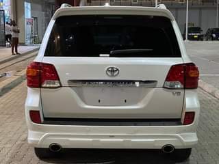 A picture of  BEI PRICE 130M LANDCRUISER 200 SERIES Year 2008 Engine