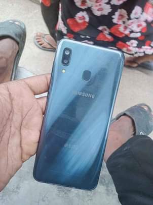 samsung a30s