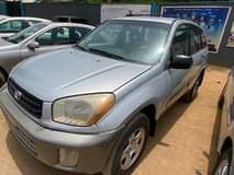 A picture of Toyota RAV4 2004 First Body Top Grade