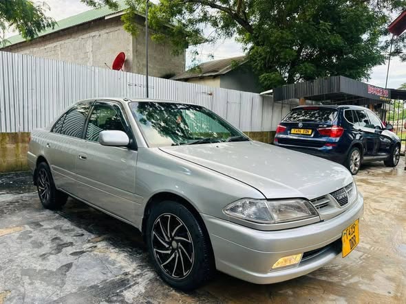 A picture of Toyota Carina TI