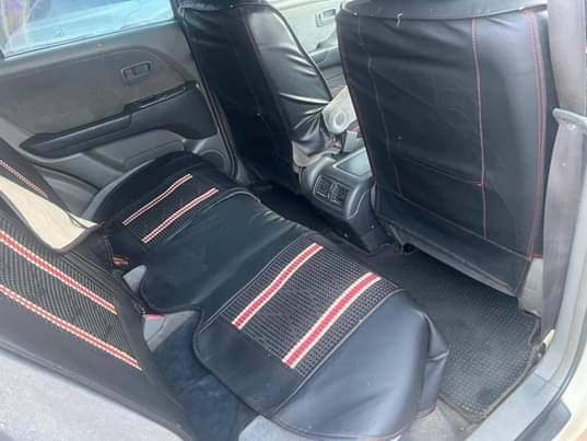 A picture of 2000 TOYOTA HARRIER 3.0