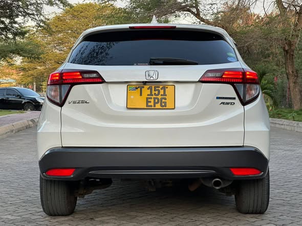 A picture of HONDA VEZEL Cc 1490