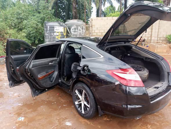 A picture of Honda Crosstour