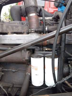 A picture of 1998 Mack Mack Black