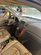 A picture of Distress sale Lexus rx 300 everything intact going for 2