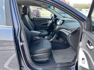 A picture of Hyundai Santa Fe 2014 full option watsapp 0551513562