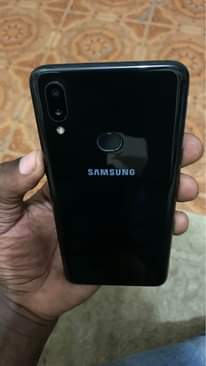 A picture of SAMSUNG