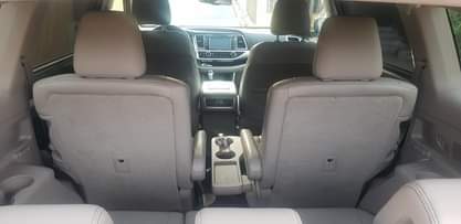 A picture of JUST ARRIVED TOYOTA HIGHLANDER 2014 15 CLEAN TITLE CLEAN AS