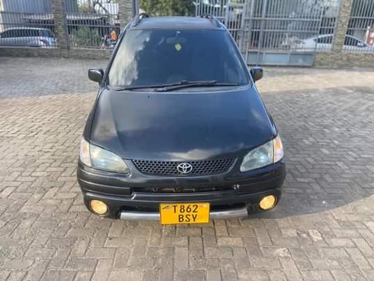 A picture of 0775 211 022